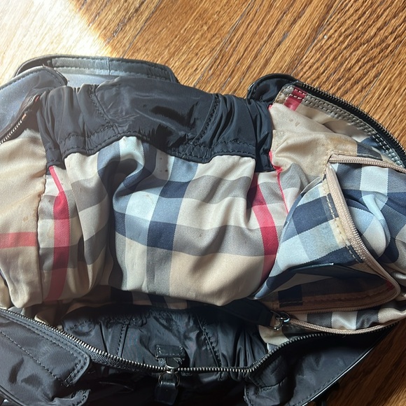 Burberry Black Nylon Leather Buckleigh Tote Bag - Picture 11 of 12